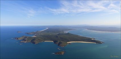 Quorn Island amd Mt Flinders - Byfield National Park - Yeppoon - QLD T (PBH4 00 18639)